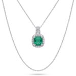 Cadena con dije en plata ley 925 y esmeralda natural de muzo